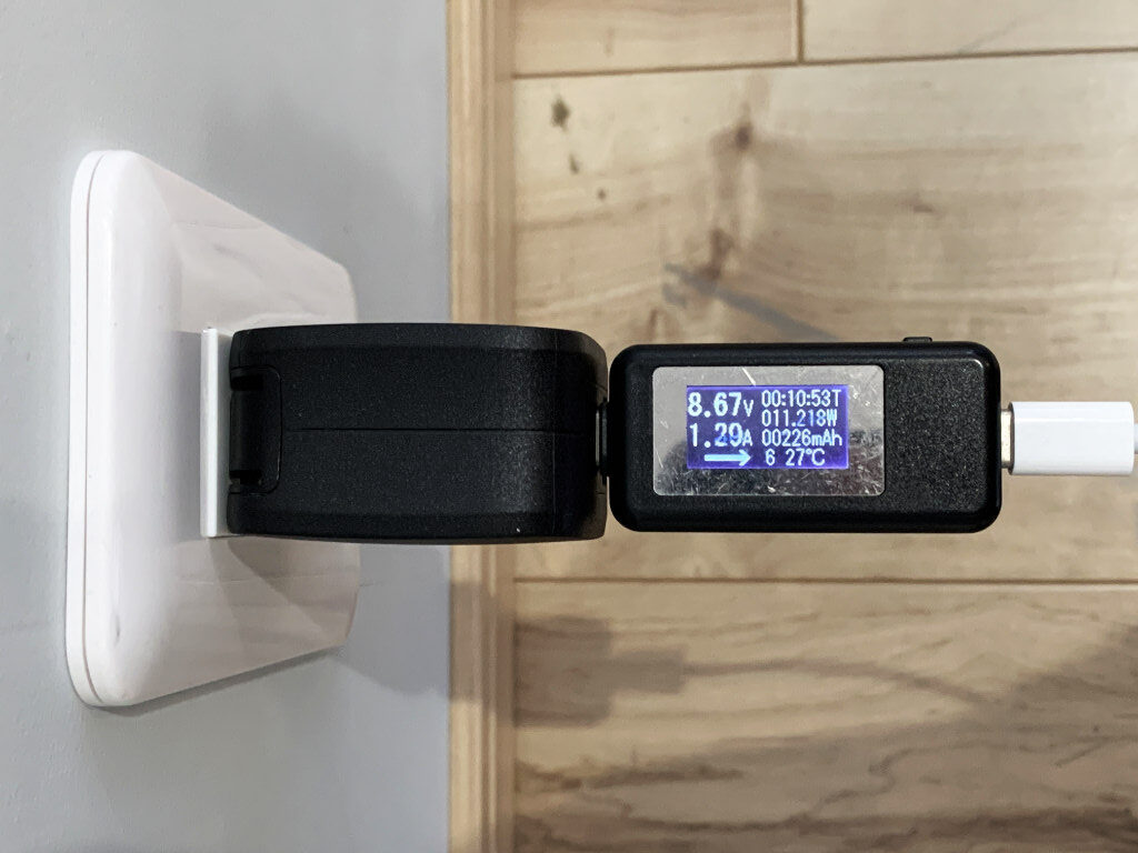 RAVPower RP-PR144とiPhone