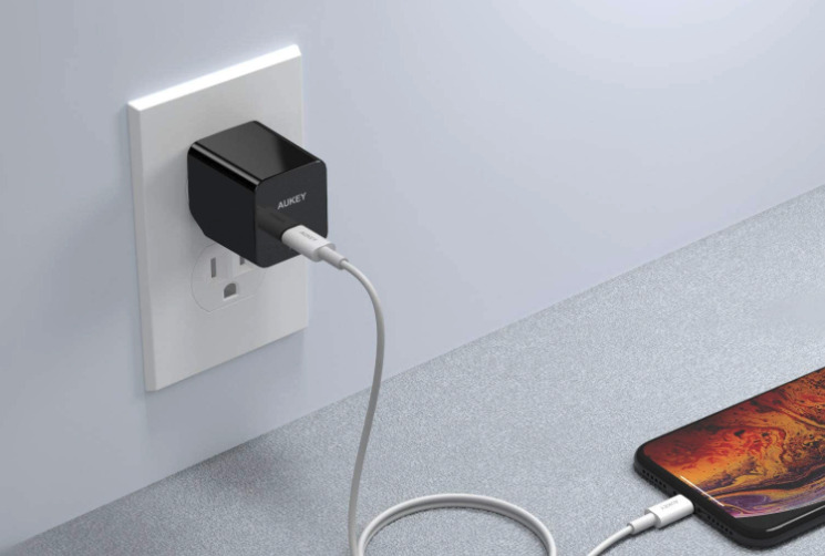 AUKEY PA-Y19